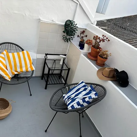 Casa Palma, Rooftop View, 3 Min Walk To The Semesterbostad Albufeira